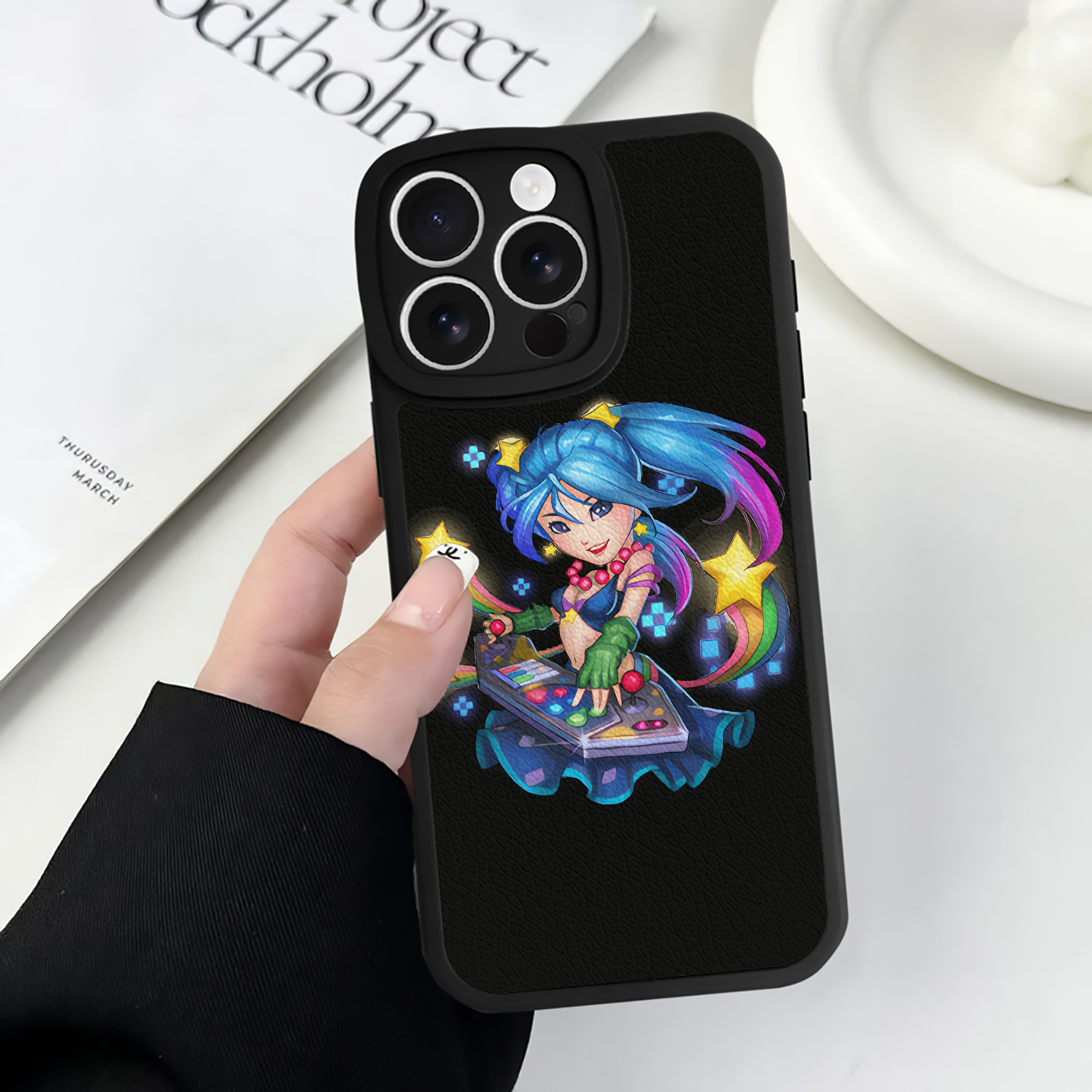 （画像用） リーグ・オブ・レジェンド League of Legends LOL 【iPhone 16シリーズ対応】シリコンスマホケース（レザー調） 材質：シリコン